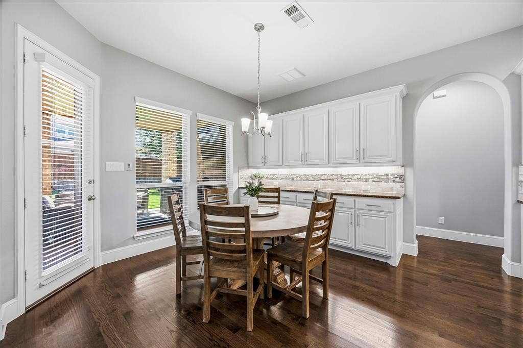 2355 Cutting Horse Trail, Frisco, TX 75036