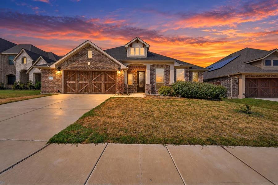 Property photo for 289 SPARKLING SPRINGS, Waxahachie, TX