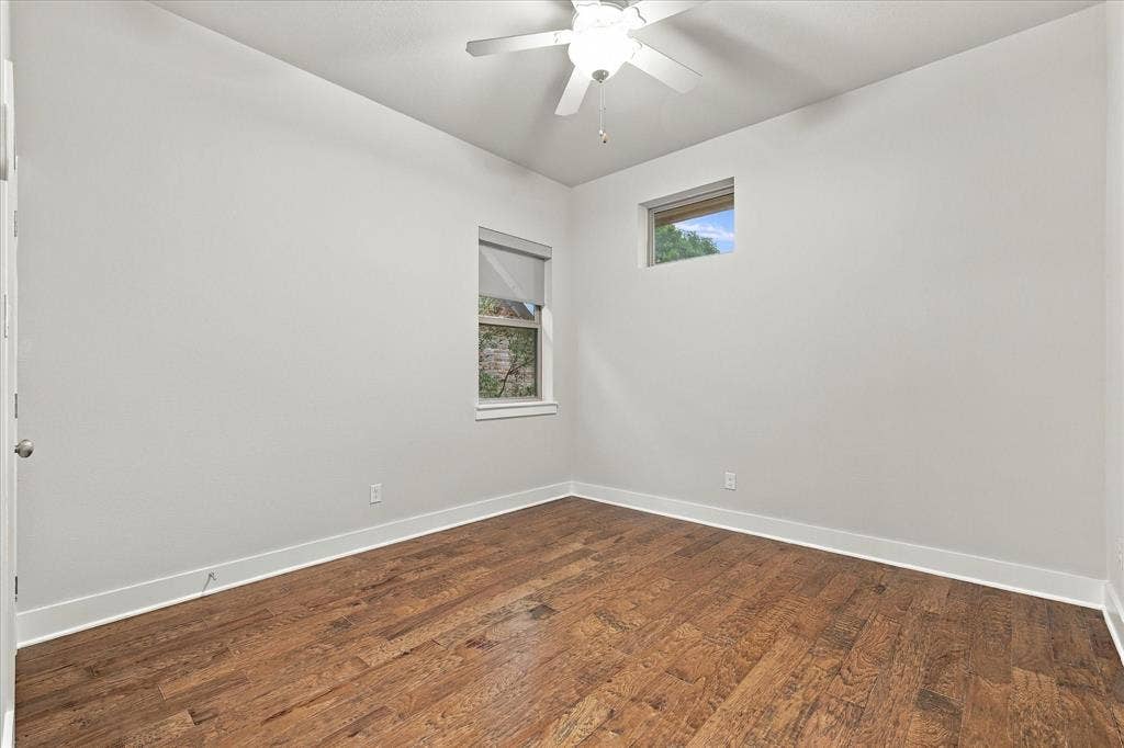 6251 Lakeshore Drive, Dallas, TX 75214 6251 Lakeshore Drive, Dallas, TX 75214