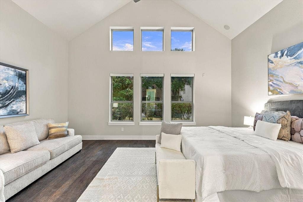 6251 Lakeshore Drive, Dallas, TX 75214 6251 Lakeshore Drive, Dallas, TX 75214