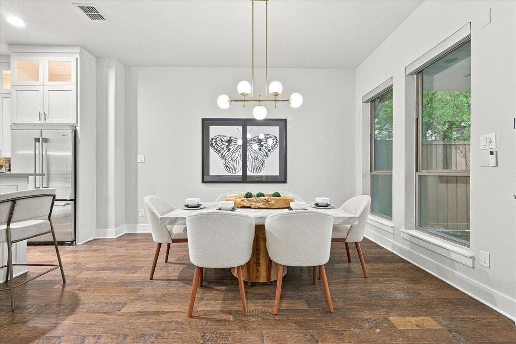 6251 Lakeshore Drive, Dallas, TX 75214 6251 Lakeshore Drive, Dallas, TX 75214