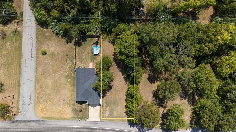 Property photo for 1208 Martin Luther King Street, Denison, TX