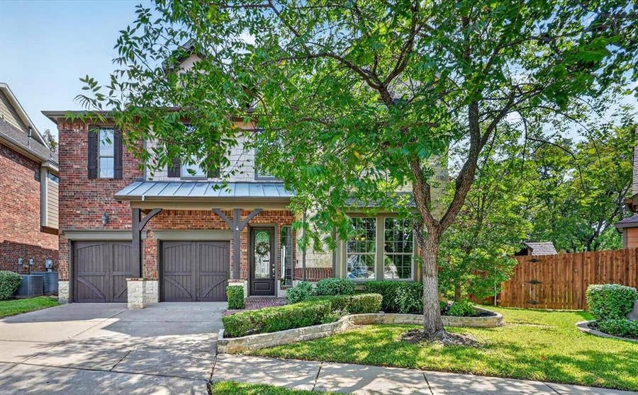 Property photo for 2512 Kodiak Circle, Euless, TX