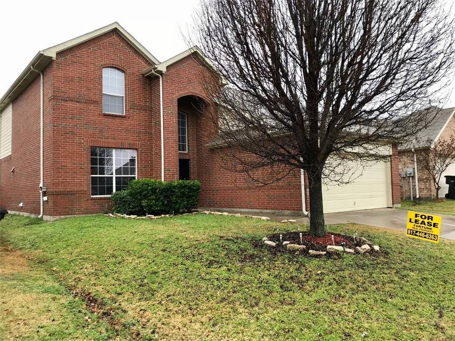 Property photo for 413 Mystic River Trail, Fort Worth, TX