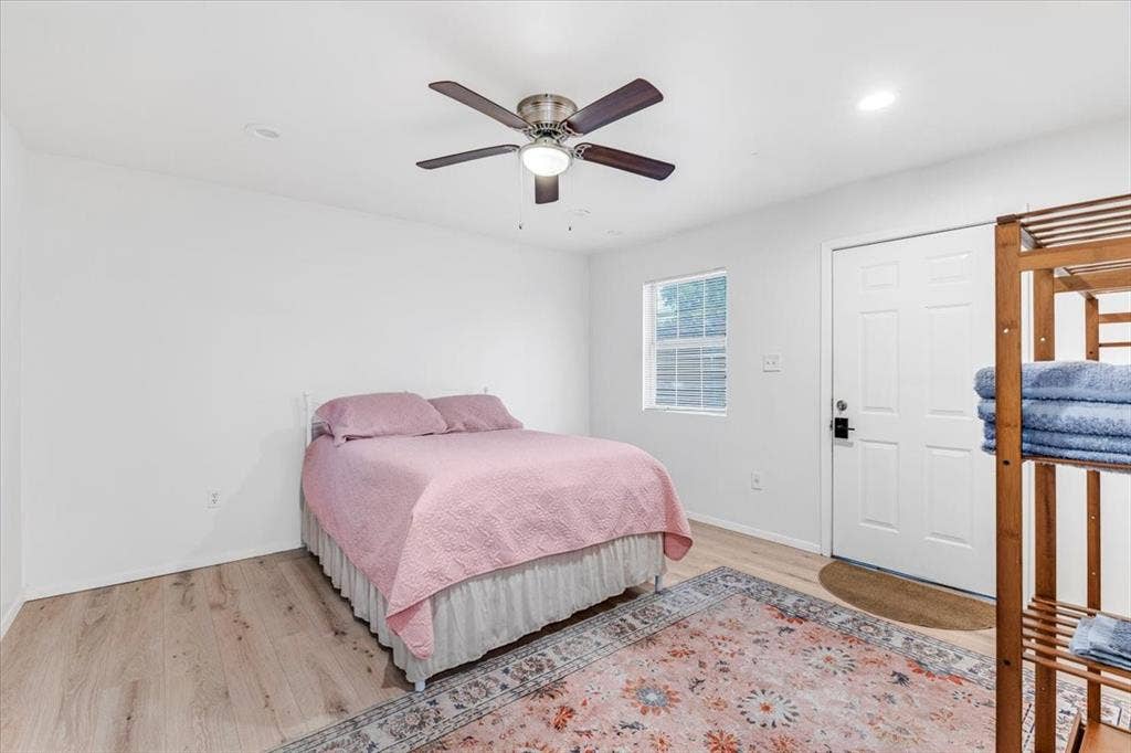 3709 Wendelkin Street, Dallas, TX 75215 3709 Wendelkin Street, Dallas, TX 75215