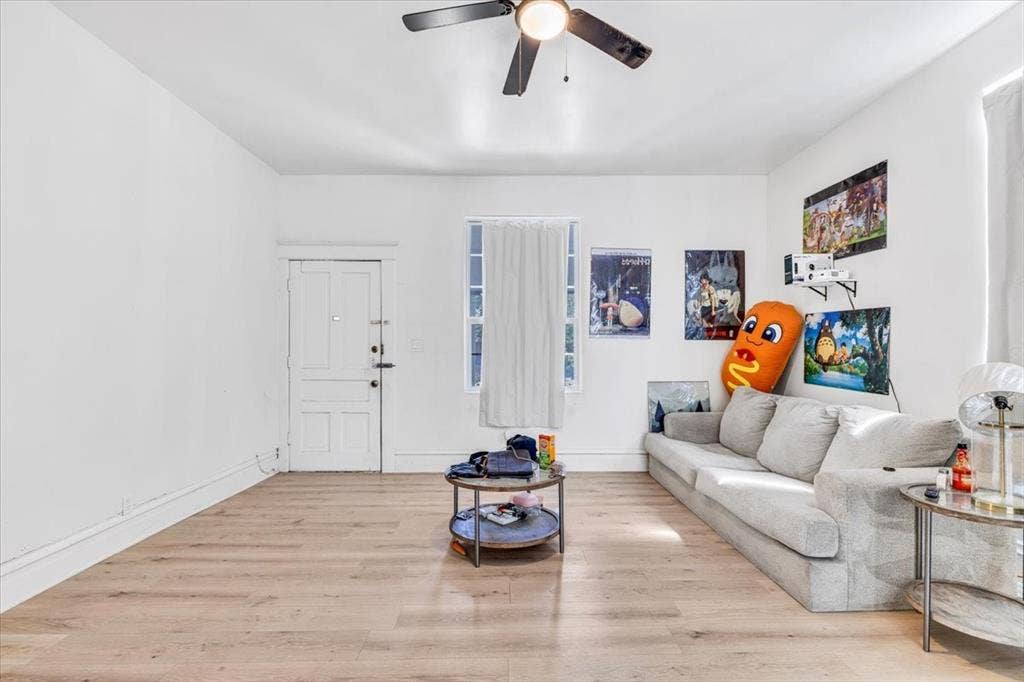 3709 Wendelkin Street, Dallas, TX 75215 3709 Wendelkin Street, Dallas, TX 75215