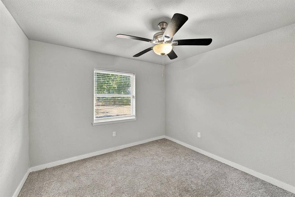 1404 Hillside Drive, Midlothian, TX 76065 bedroom #2