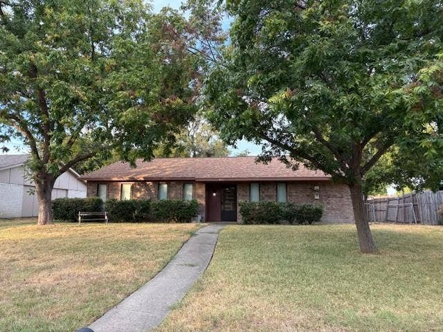 Property photo for 1909 Bosque Drive, Garland, TX