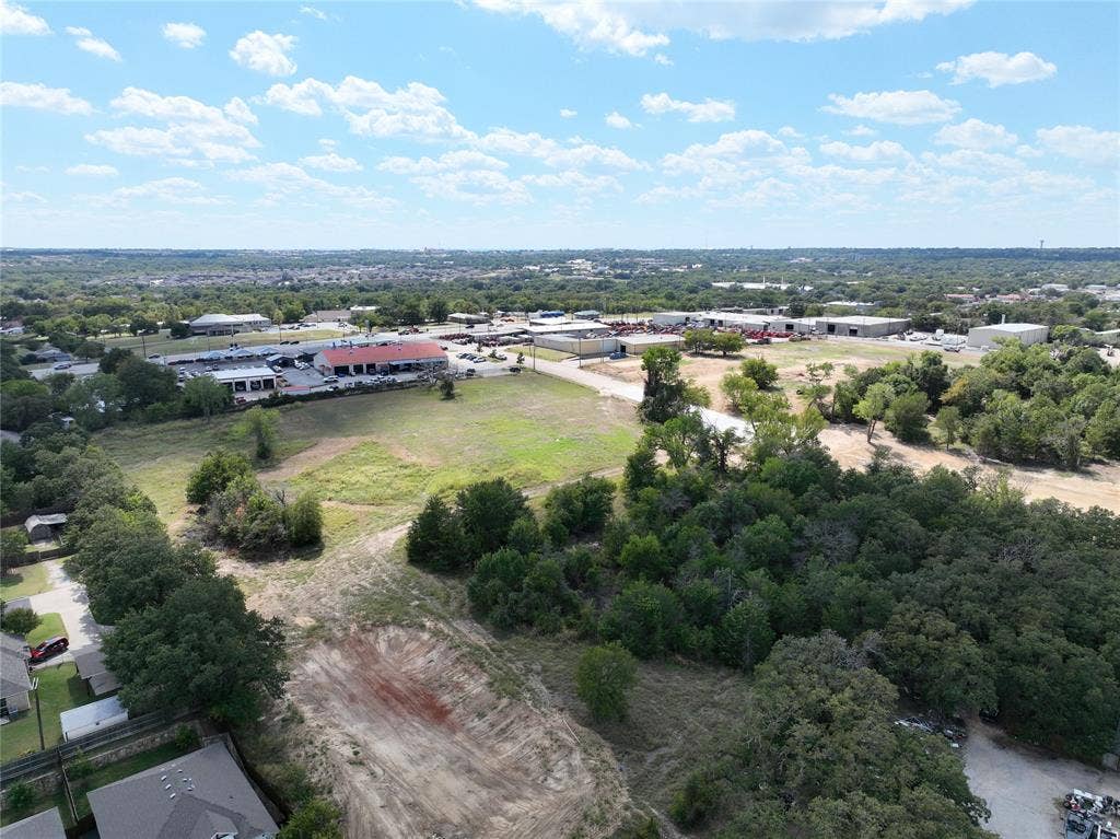 112 Industrial Street, Weatherford, TX 76086 112 Industrial Street, Weatherford, TX 76086