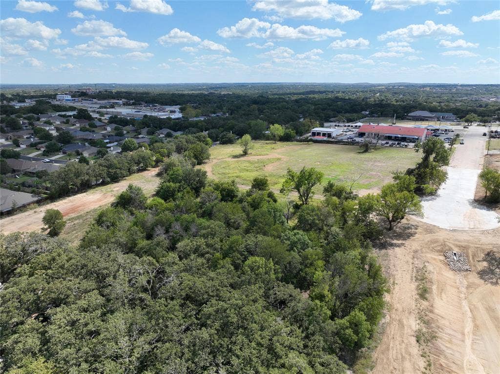 112 Industrial Street, Weatherford, TX 76086 112 Industrial Street, Weatherford, TX 76086
