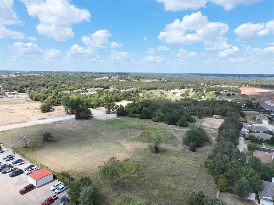 Property photo for 112 Industrial Street, Weatherford, TX