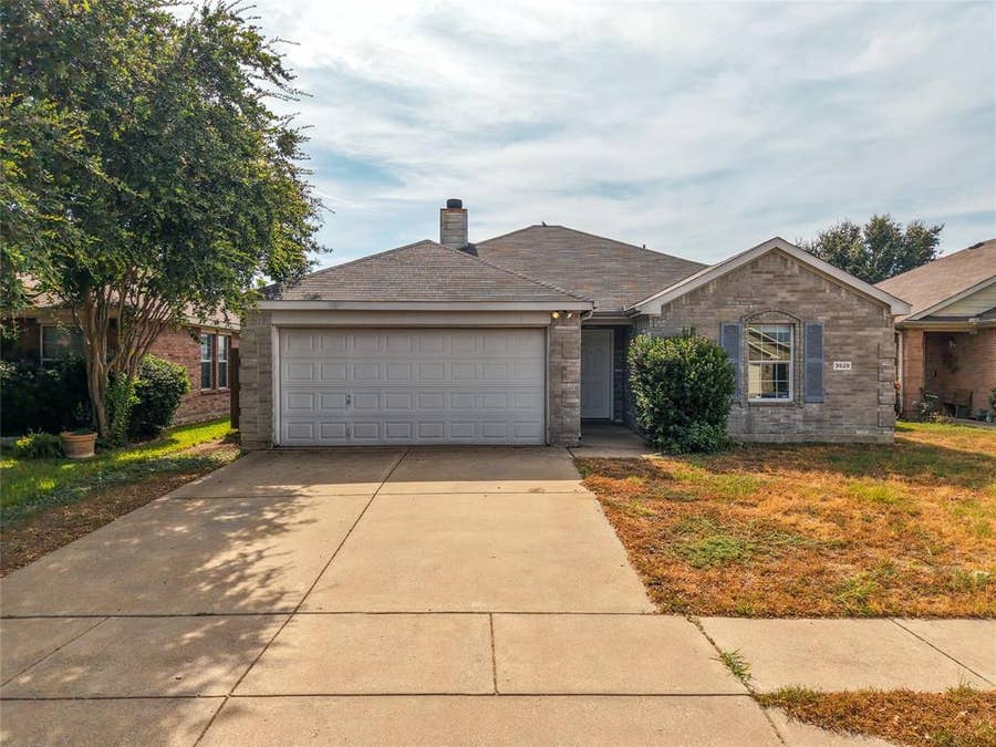 Property photo for 3928 Orcas Street, Fort Worth, TX