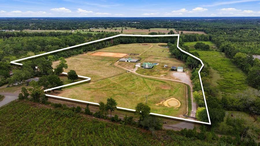 Property photo for 23241 County Road 2159, Troup, TX