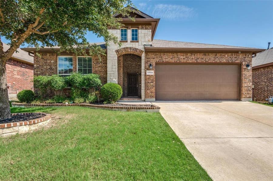 Property photo for 1733 Kachina Lodge Road, Fort Worth, TX