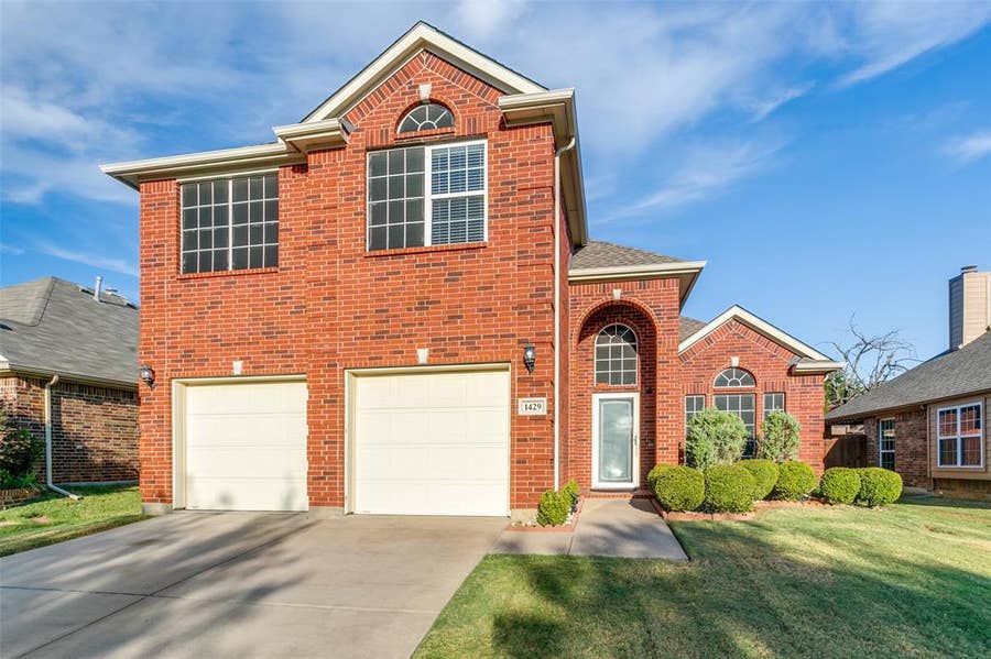 Property photo for 1429 Wellesley Drive, Lewisville, TX