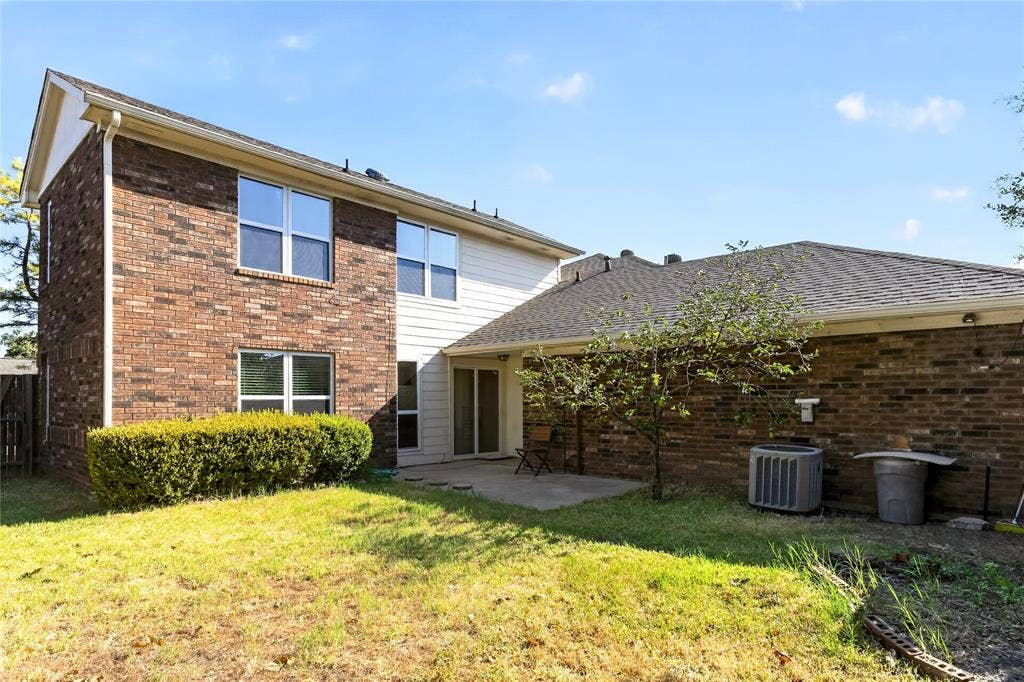 545 Stringfellow Drive, Coppell, TX 75019 545 Stringfellow Drive, Coppell, TX 75019