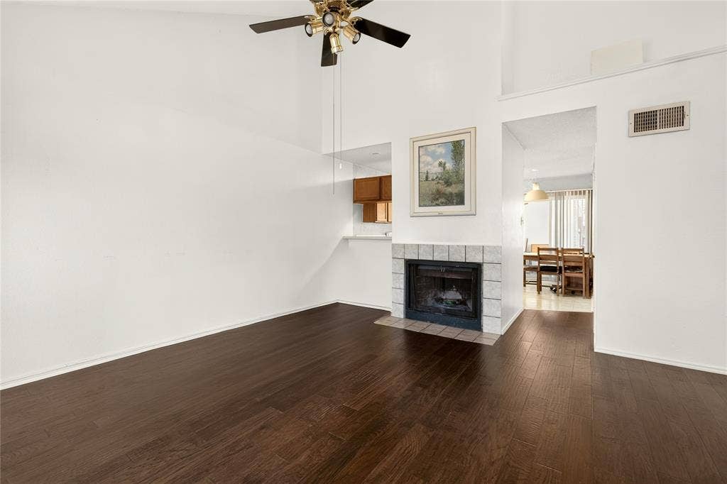 545 Stringfellow Drive, Coppell, TX 75019 545 Stringfellow Drive, Coppell, TX 75019