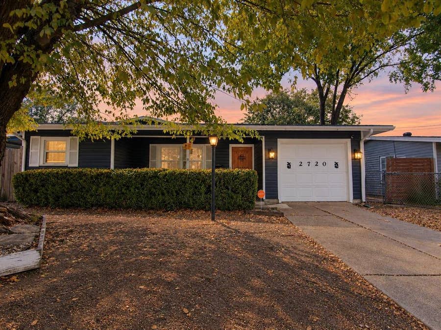 Property photo for 2720 Blyth Drive, Dallas, TX