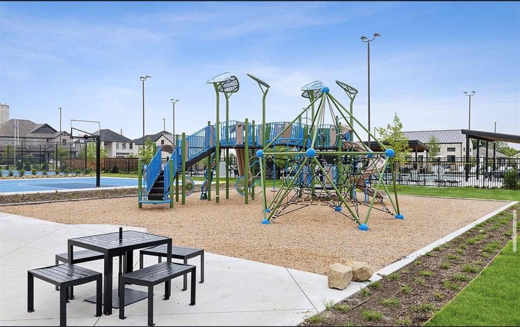 4010 Murvaul Drive, Farmersville, TX 75442 Neighborhood Playground