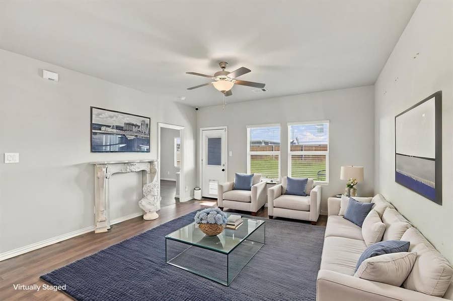 Property photo for 4010 Murvaul Drive, Farmersville, TX