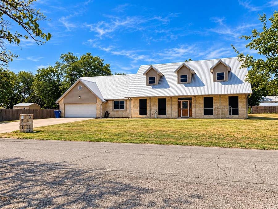 Property photo for 506 S San Jacinto, Whitney, TX