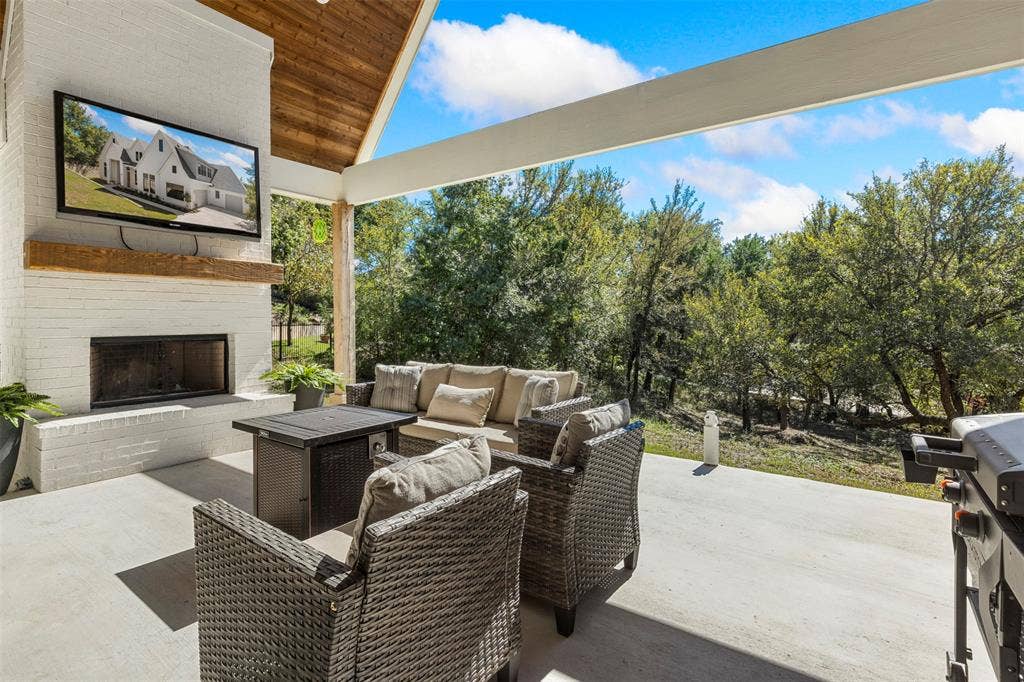 Patio for additional entertaining