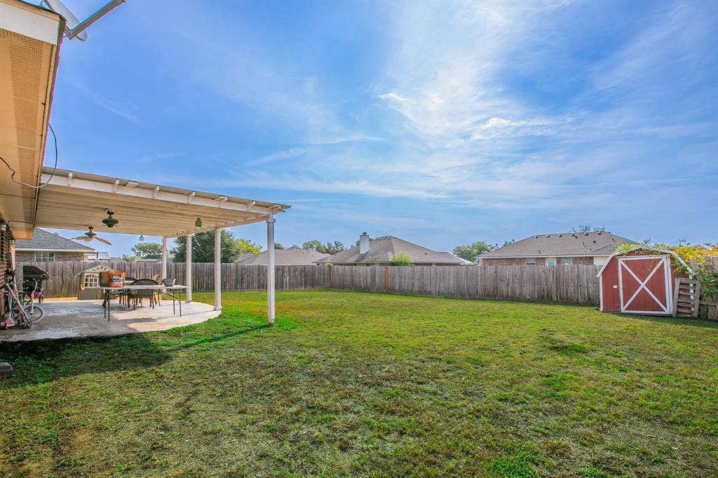 212 Broken Arrow Drive, Lacy Lakeview, TX 76705 212 Broken Arrow Drive, Lacy Lakeview, TX 76705