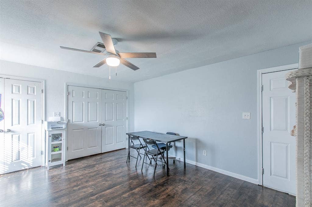 212 Broken Arrow Drive, Lacy Lakeview, TX 76705 212 Broken Arrow Drive, Lacy Lakeview, TX 76705