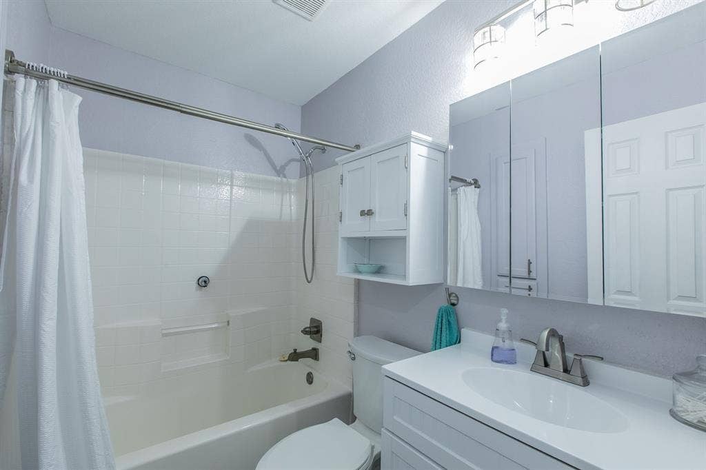 212 Broken Arrow Drive, Lacy Lakeview, TX 76705 212 Broken Arrow Drive, Lacy Lakeview, TX 76705
