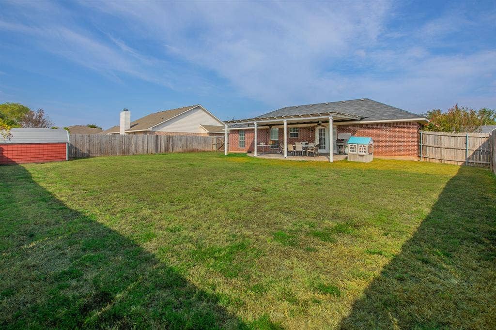 212 Broken Arrow Drive, Lacy Lakeview, TX 76705 212 Broken Arrow Drive, Lacy Lakeview, TX 76705