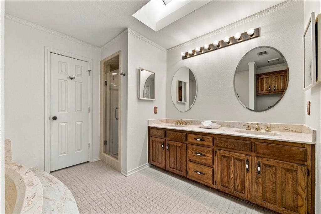 2505 Skipwith Drive, Plano, TX 75023 2505 Skipwith Drive, Plano, TX 75023