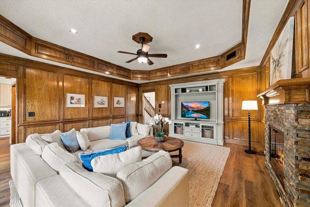 2505 Skipwith Drive, Plano, TX 75023 2505 Skipwith Drive, Plano, TX 75023