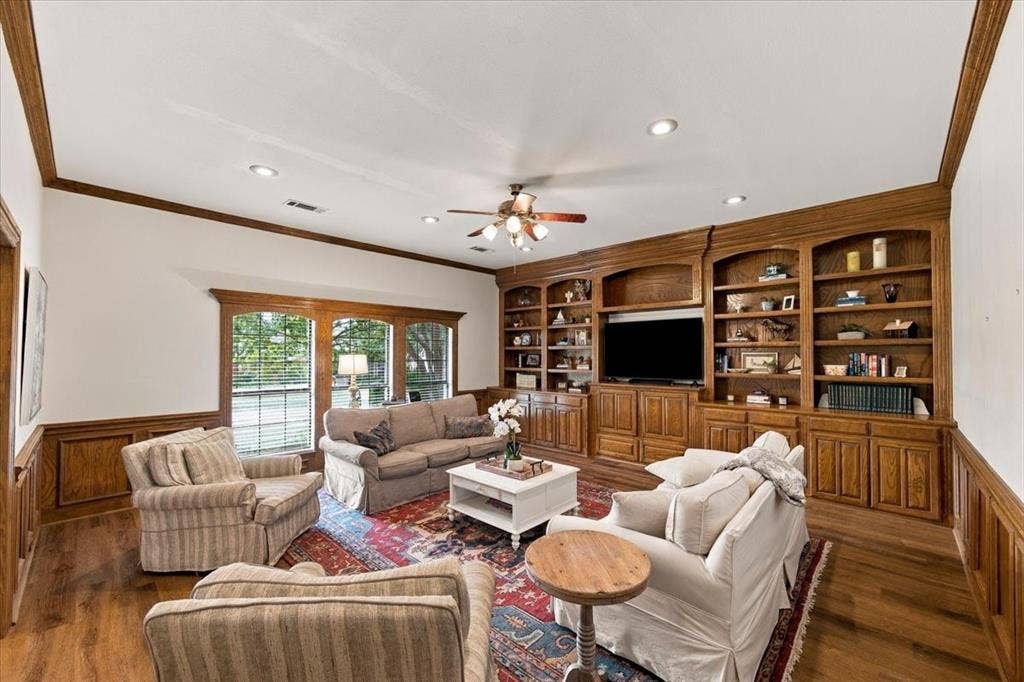 2505 Skipwith Drive, Plano, TX 75023 2505 Skipwith Drive, Plano, TX 75023