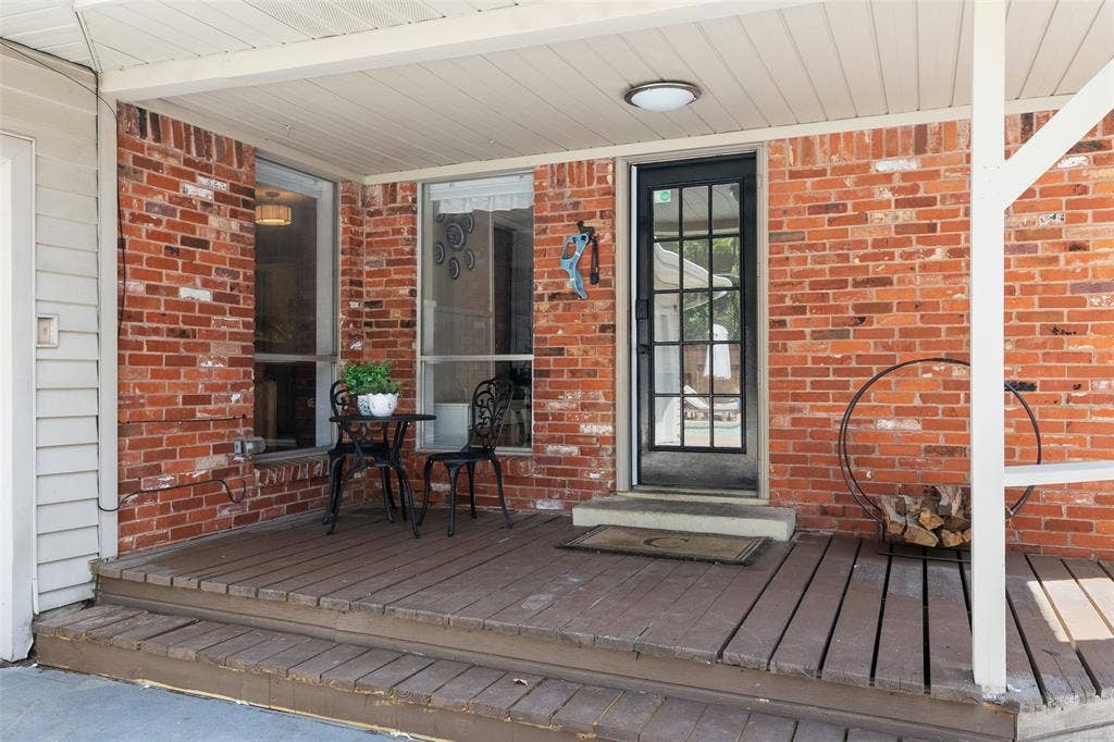 6759 E Mockingbird Lane, Dallas, TX 75214 6759 E Mockingbird Lane, Dallas, TX 75214