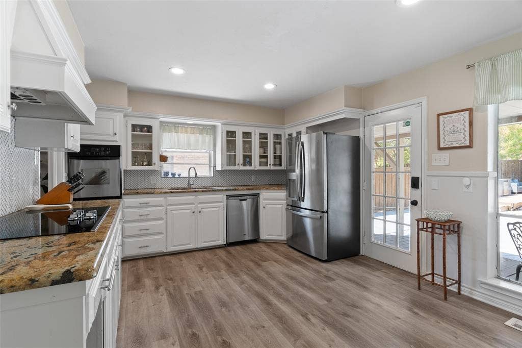 6759 E Mockingbird Lane, Dallas, TX 75214 6759 E Mockingbird Lane, Dallas, TX 75214