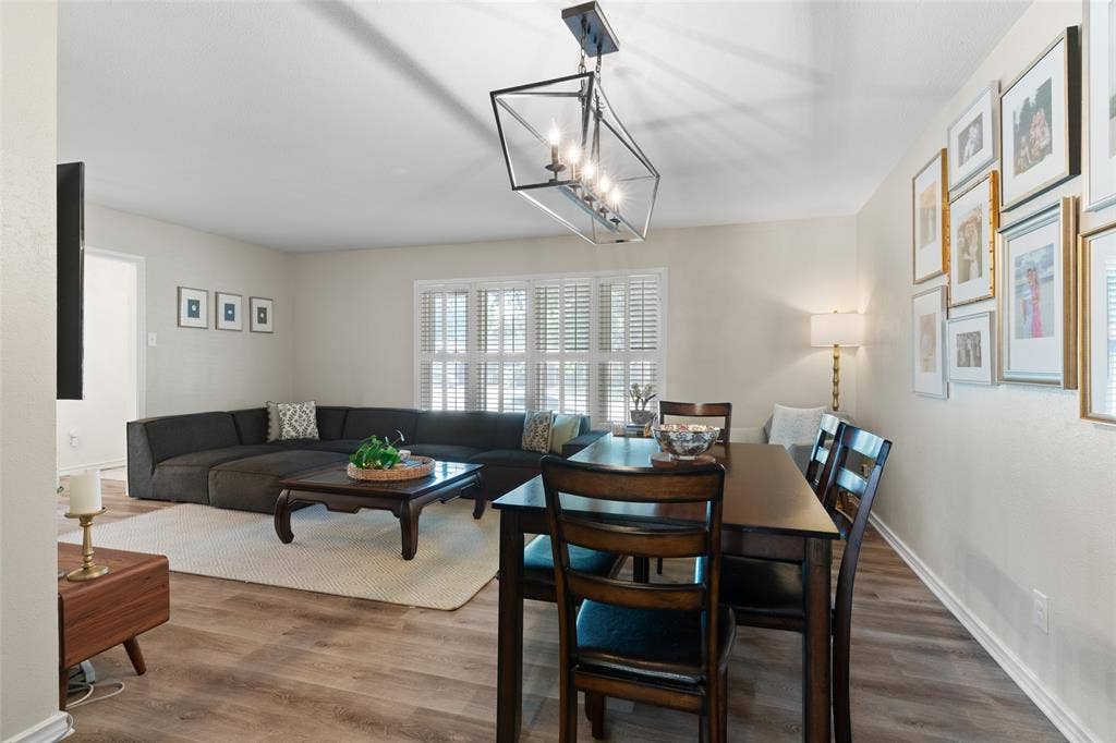 6759 E Mockingbird Lane, Dallas, TX 75214 6759 E Mockingbird Lane, Dallas, TX 75214