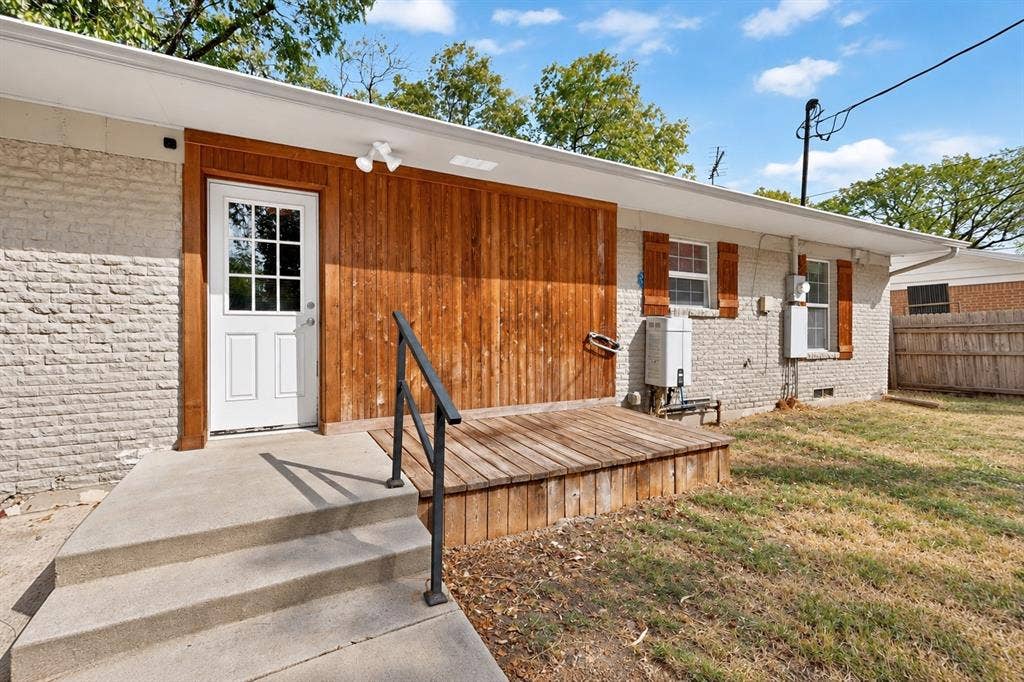 2822 Materhorn Drive, Dallas, TX 75228 2822 Materhorn Drive, Dallas, TX 75228