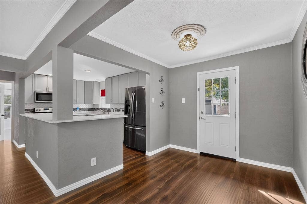 2822 Materhorn Drive, Dallas, TX 75228 2822 Materhorn Drive, Dallas, TX 75228