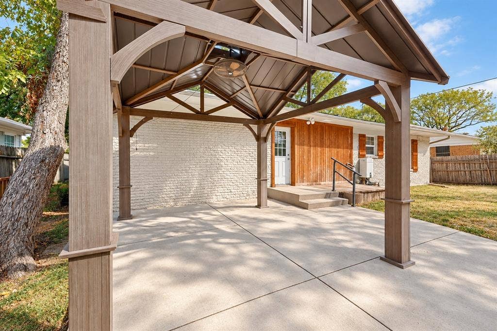 2822 Materhorn Drive, Dallas, TX 75228 2822 Materhorn Drive, Dallas, TX 75228