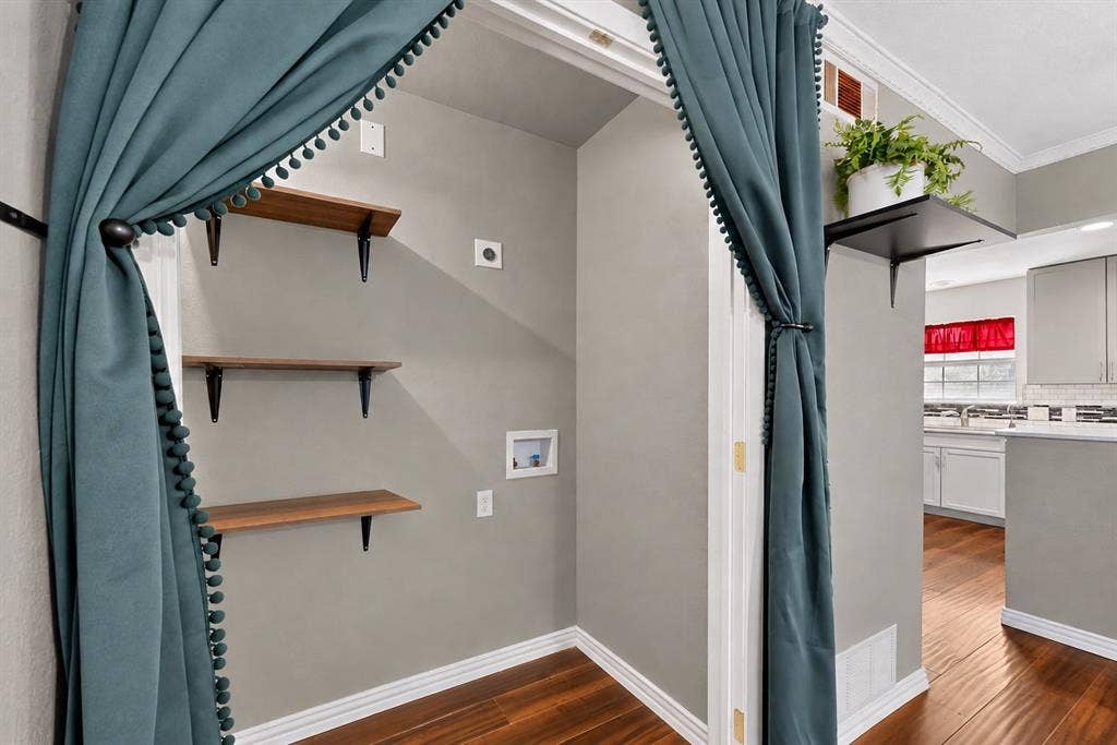 2822 Materhorn Drive, Dallas, TX 75228 2822 Materhorn Drive, Dallas, TX 75228