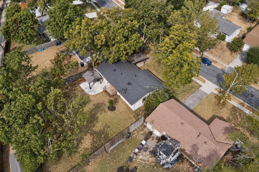 2822 Materhorn Drive, Dallas, TX 75228 2822 Materhorn Drive, Dallas, TX 75228