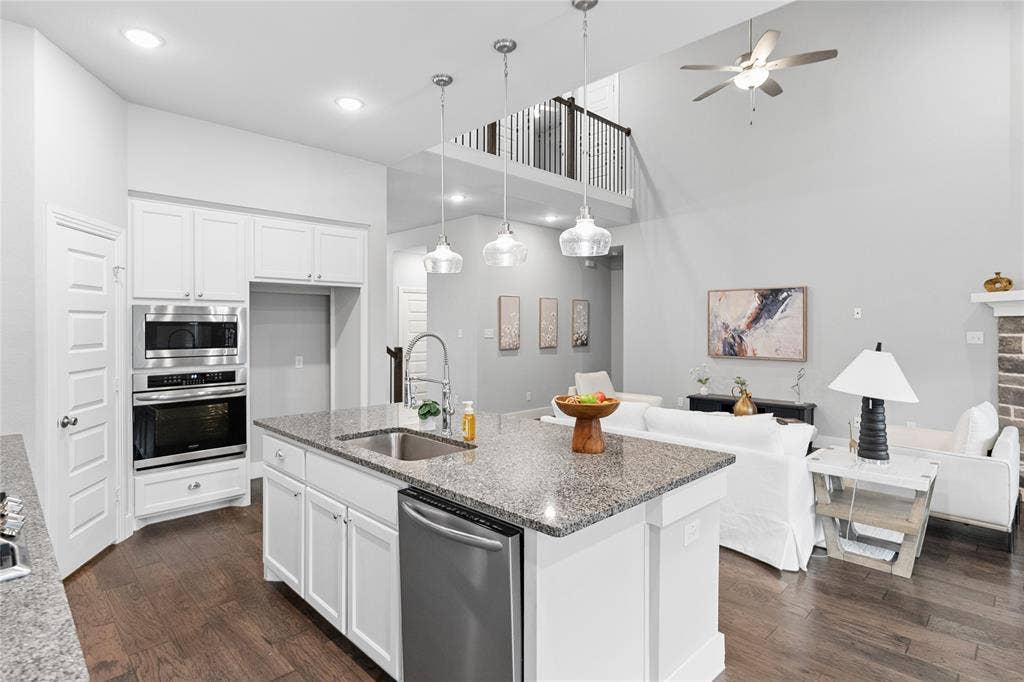 1317 Thrasher Drive, Little Elm, TX 75068 1317 Thrasher Drive, Little Elm, TX 75068