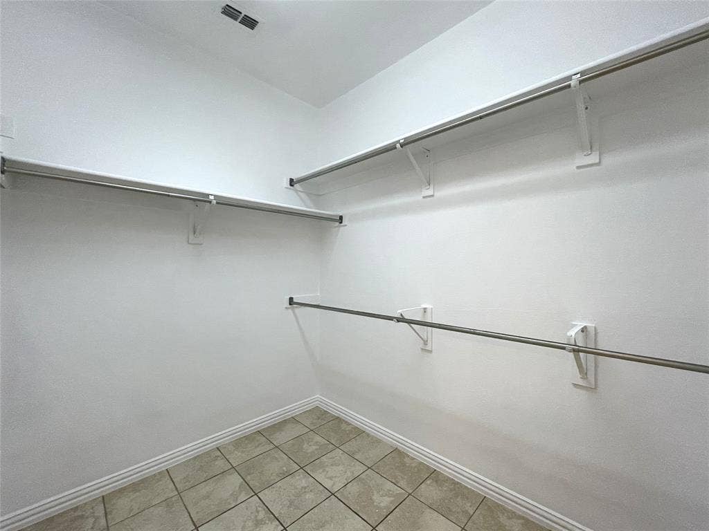 4400 Avebury Drive, Plano, TX 75024 4400 Avebury Drive, Plano, TX 75024