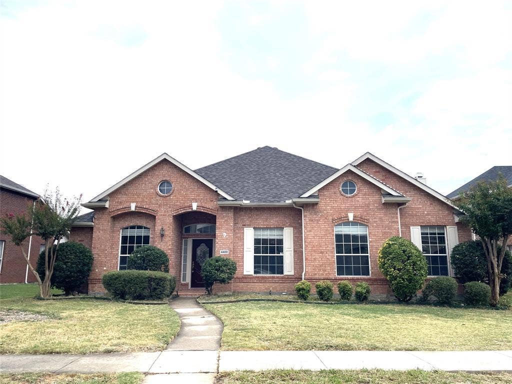 4400 Avebury Drive, Plano, TX 75024 4400 Avebury Drive, Plano, TX 75024