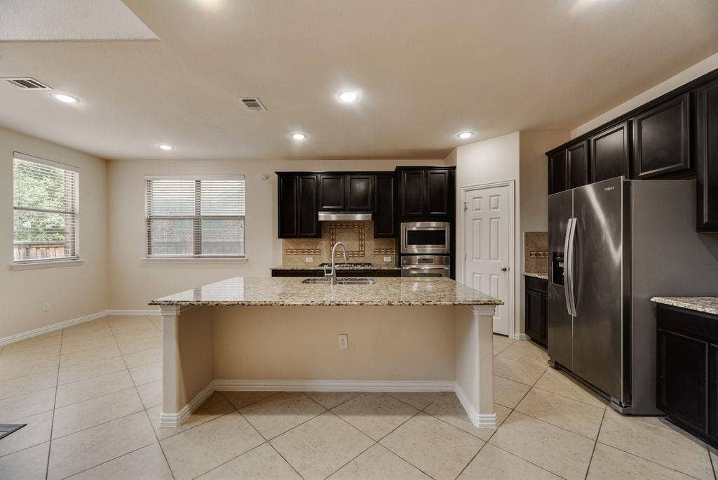 415 San Marcos Drive, Irving, TX 75039