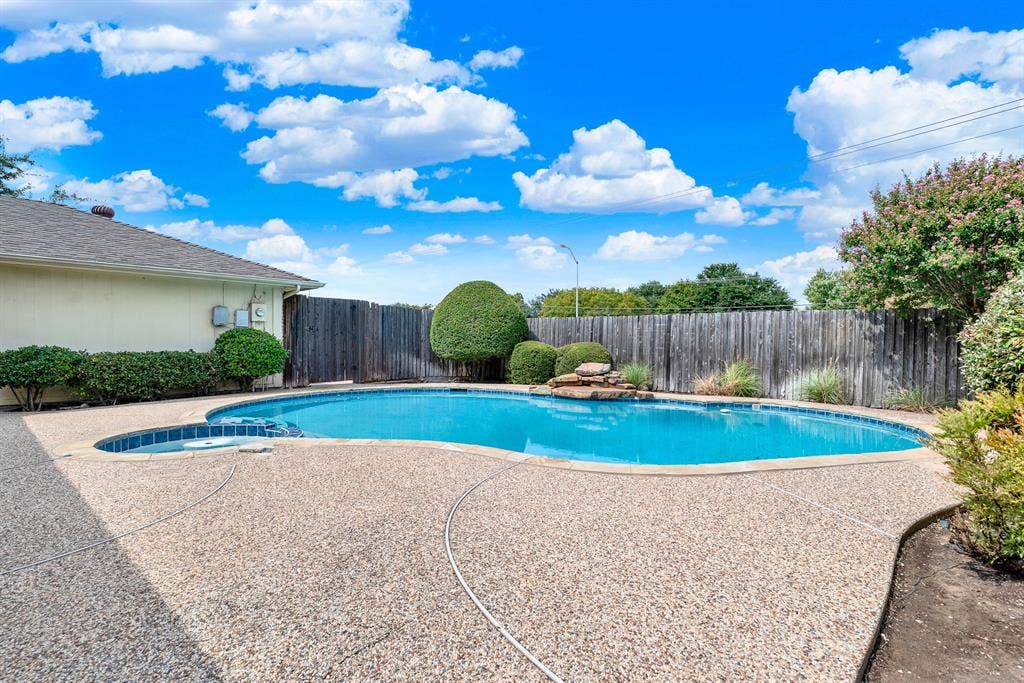 4109 WHIPPOORWILL Lane, Plano, TX 75093 4109 WHIPPOORWILL Lane, Plano, TX 75093