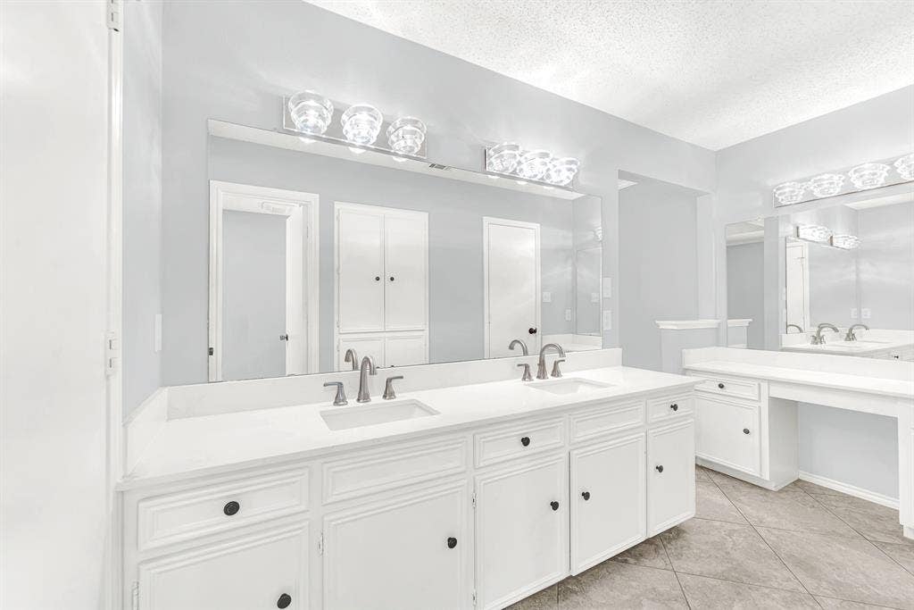 4109 WHIPPOORWILL Lane, Plano, TX 75093 Sept 2026 Bathroom Remodel!