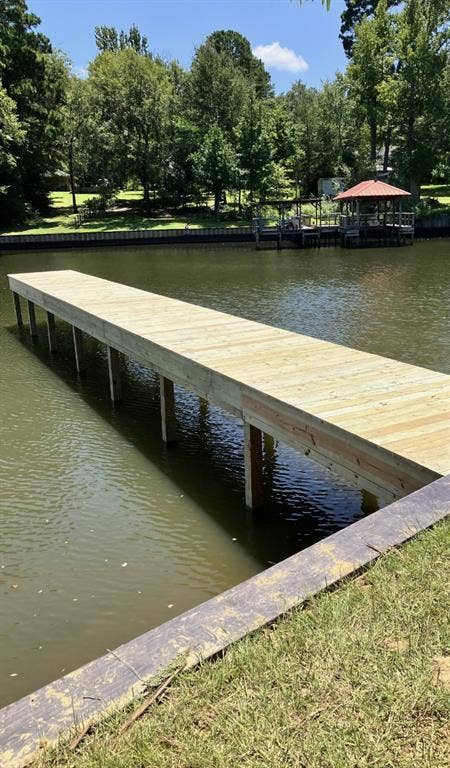 11 Hillside Circle, Berryville, TX 75763 Community Pier