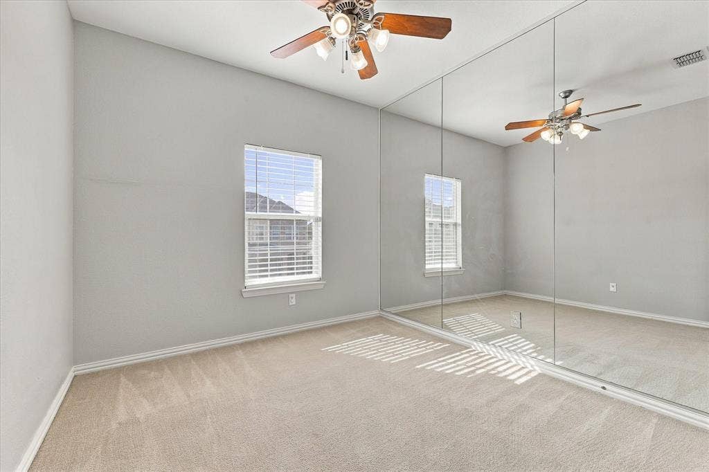 4018 Milan Drive, Irving, TX 75038 4018 Milan Drive, Irving, TX 75038