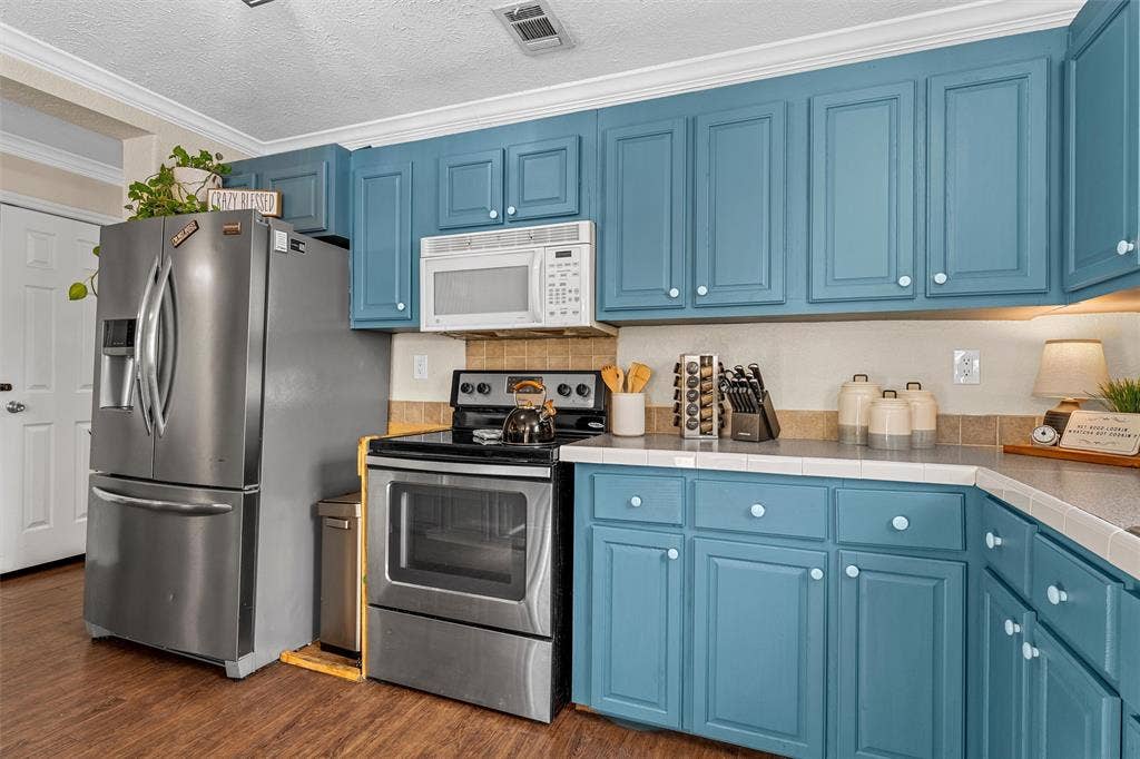2220 S 2nd Street, Waco, TX 76706 2220 S 2nd Street, Waco, TX 76706
